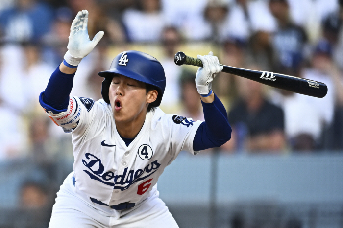 Kim Hye-sung, who stole a home run from a left-handed pitcher, is Rojas, who is weak in left-handed pitchers, convincing in starting platoon?
