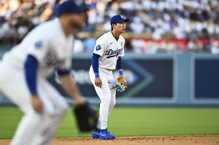 Kim Hye-sung, who stole a home run from a left-handed pitcher, is Rojas, who is weak in left-handed pitchers, convincing in starting platoon?