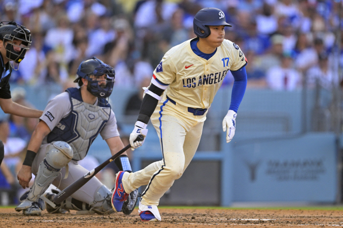 Ohtani also beat home runs after Raleigh and Judge. Recently, 3G consecutive cannon explosions, 64 paces