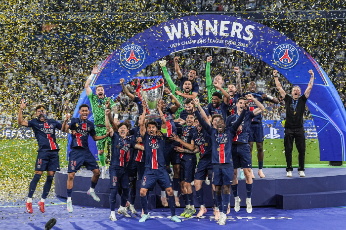 Enrique to win the Champions with Kangin was right in the end...The law of minimum information that no athlete dozes off