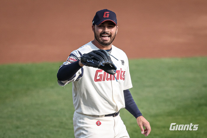Forget the triple steal humiliation! Gamboa has changed dramatically, 155km typhoon hit by 17G consecutive sold-out resignation → 7 scoreless innings perfect pitching 