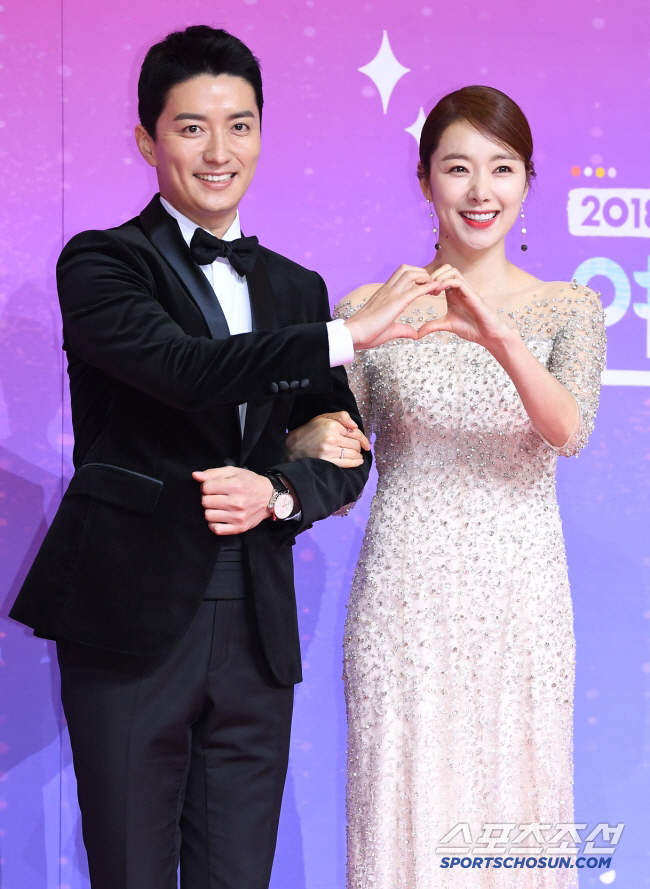 In Kyo-jin ♥ So Yi-hyun, a dizzying love story (Ras) that suddenly fell asleep and lost contact for half a year