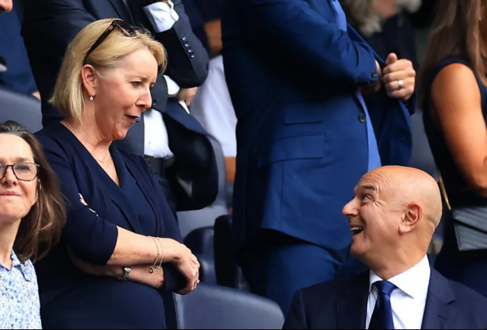 Levi's right arm suddenly resigns, why is it directly linked to the Europa-winning Postecoglou replacement...Tottenham signals major shake-up
