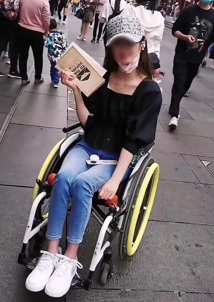 Paralyzed Woman Marries Fake Doctor During Rehabilitation...You're sitting in debt of about 600 million won