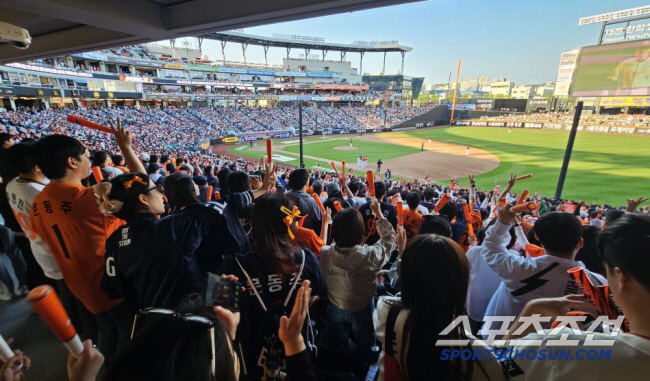Samsung surpassed 700,000 and sold out 22G of Hanwha Home in a row, which is a huge hit...KBO League Breaks At Least 5 Million Spectators