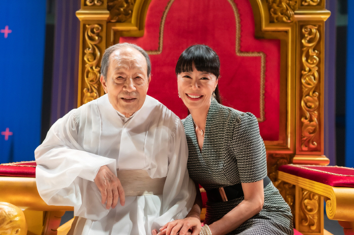 ‘Hi-Five’ Shows Shin Gu’s Timeless Energy and Passion for Acting