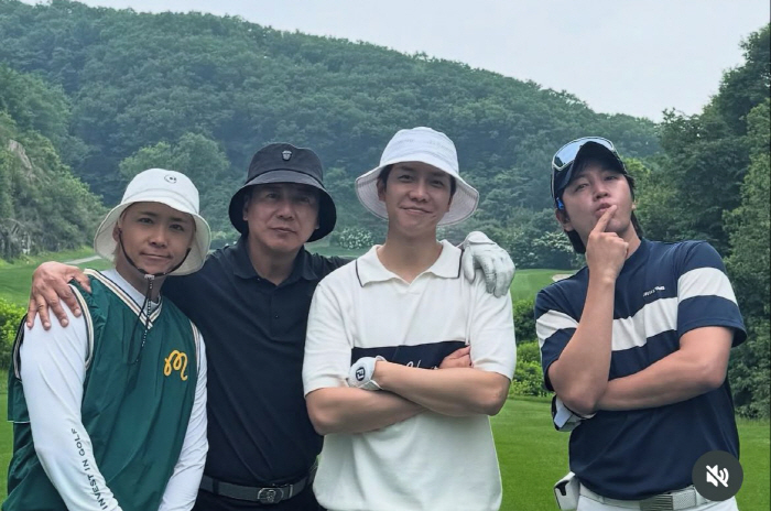 Son Ji-chang's Friendship Shot with Stars 'Lee Hong-ki's Introduction Meets Lee Seung-ki and Jang Geun-seok for the First Time'