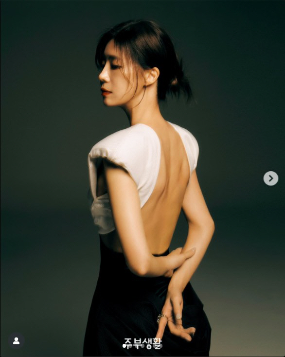 Wired, I've never seen this before...admiration for the extraordinary photoshoot
