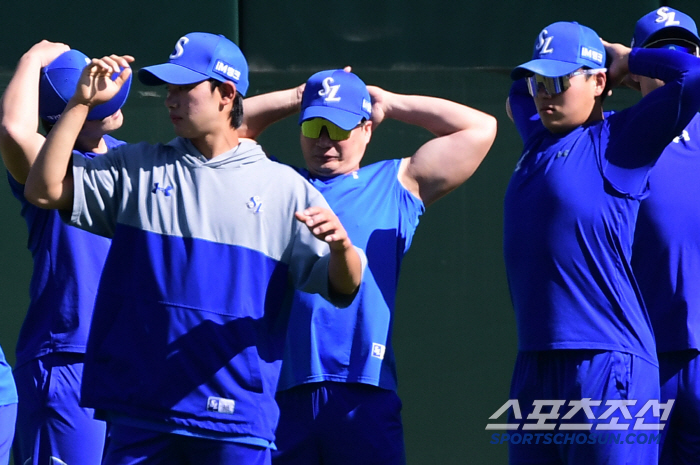 Are you a 43-year-old pitcher? Oh Seung-hwan, the leader of the super muscular body, who even his colleagues admired, finally returns to the first team (Incheon Field)