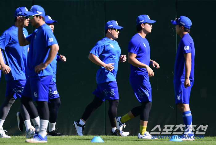 Are you a 43-year-old pitcher? Oh Seung-hwan, the leader of the super muscular body, who even his colleagues admired, finally returns to the first team (Incheon Field)