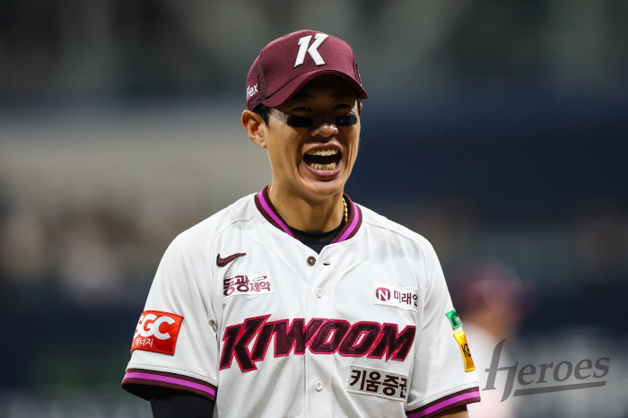 Captain's inner thoughts after looking back on his sobbing after escaping 10 consecutive losses are now to receive congratulatory calls, not sympathy. 