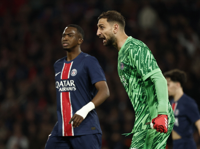 Good-bye, Kangin, Manchester United's sword is out! PSG Re-signing Opaque 60 Million Euro Star Recruitment Cho Joon