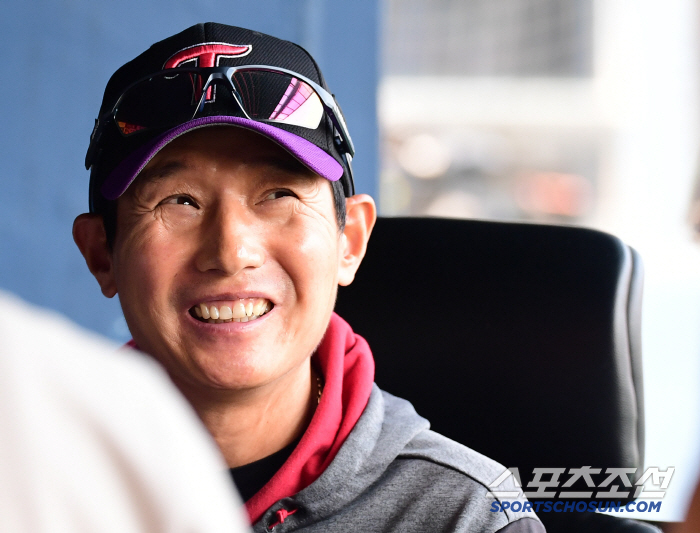 I thought you were watching when Koo Changmo was good. He is different from other 140km pitchers, and the enemy captain is also impressed. The secret of the five-pitching that Yeolryang is throwing better and better is 