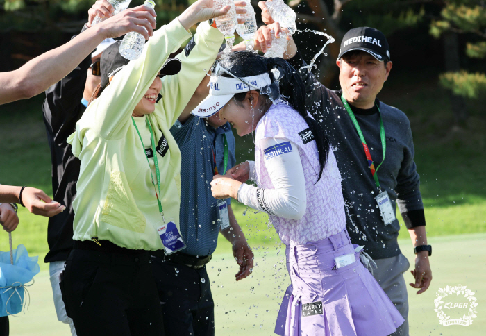 I'm going to hit the record hard because it's meant to be broken Park Min-ji's special determination to challenge Korean golf history and face 5 consecutive wins in a single tournament 