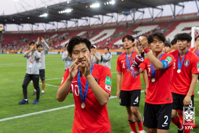 New History! First Self-Promotion Top Seed in FIFA Tournament...2nd place Shinhwa Jung-yong → 4th place feat director Kim Eun-joong's advice on reality