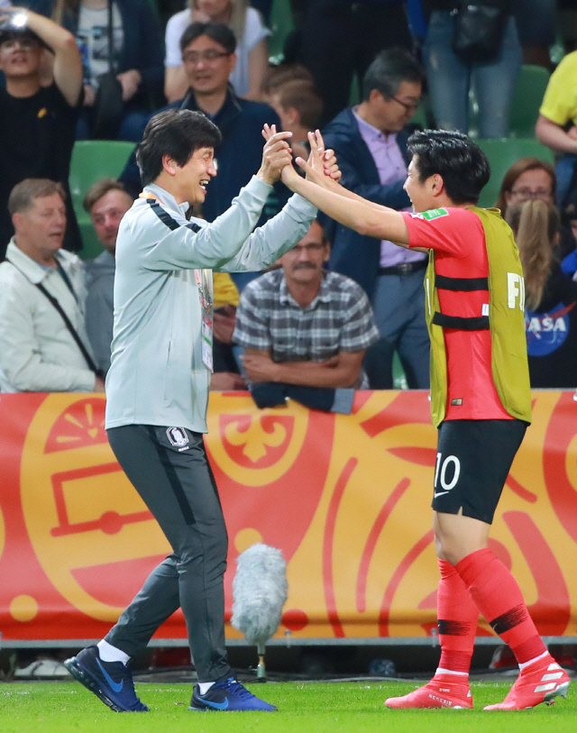 New History! First Self-Promotion Top Seed in FIFA Tournament...2nd place Shinhwa Jung-yong → 4th place feat director Kim Eun-joong's advice on reality