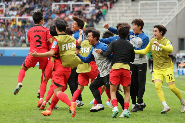 New History! First Self-Promotion Top Seed in FIFA Tournament...2nd place Shinhwa Jung-yong → 4th place feat director Kim Eun-joong's advice on reality