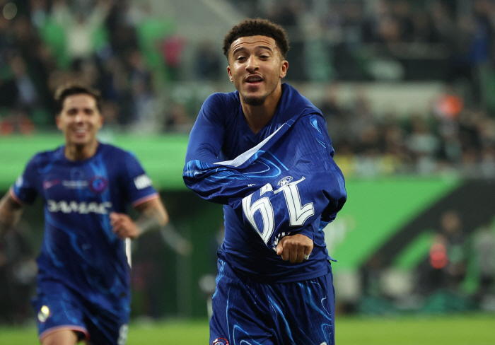Sancho, who shouted Freedom, cried and returned to Manchester United for now...Chelsea Pays 9.3 Billion Penalty → Is it just Saudi Arabia