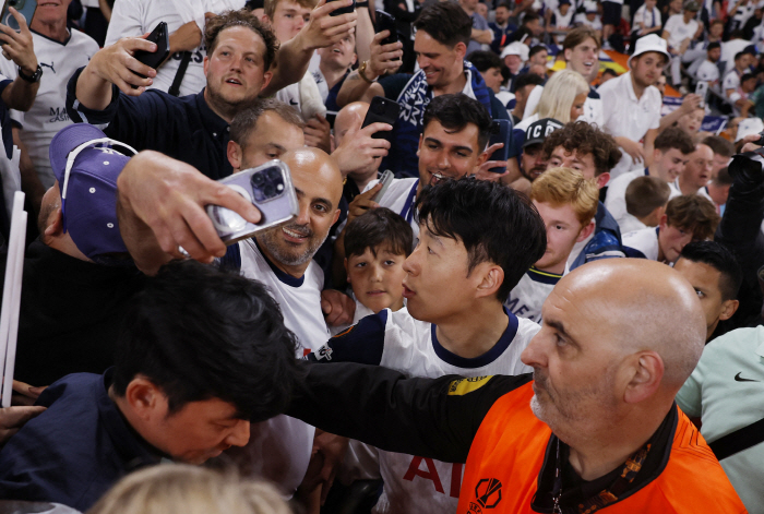 Shocking! Soon after Sonny leaves Tottenham → Perfect as a substitute for Ronaldo. Son Heung-min has a chance to earn 188 billion won a year, and the possibility of joining Saudi Arabia rises sharply