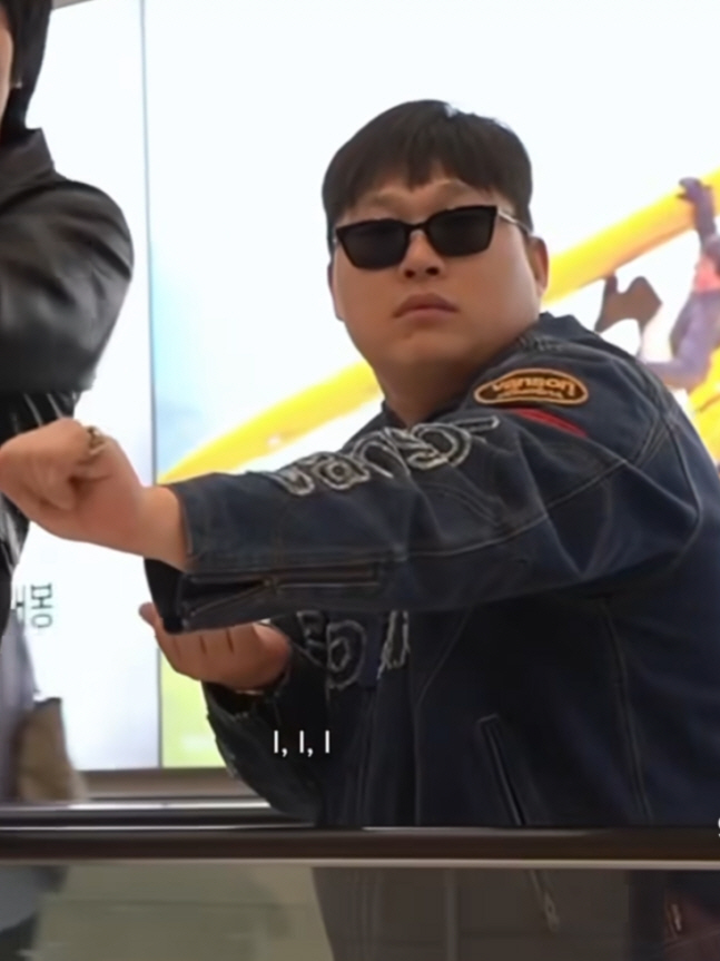 Swings, missing the jawline you got back? 'Mental breakdown' by the yo-yo that came back