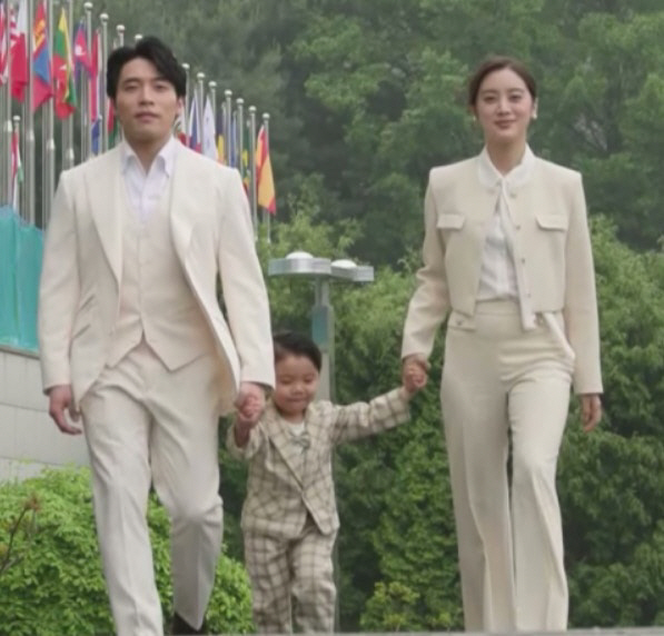 Woo Hye-rim's successful child farming..Language genius 38-month-old son commissioned youngest public relations ambassador (Sudol)
