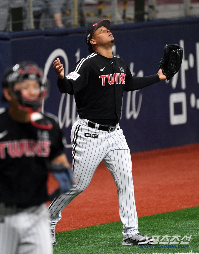 151㎞로 KKKKKKKK. In the crisis of No. 1, L Dong-won scored one run in 6.1 innings, and after returning, 2G consecutive QS success → 3 wins are seen 