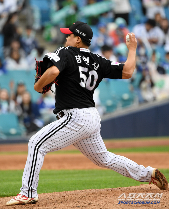 5.2 billion FA returned to the set-up man he wanted, up to 146 km in one inning in the eighth inning, and 9 balls in an instant. Will it be called up over the weekend? 