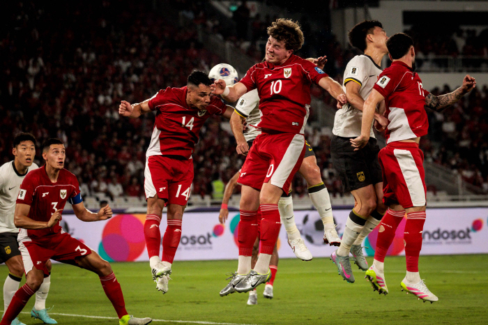 Also, tears closed in the first half behind Indonesia by 01..., Why is the second team strong? Envy explodes