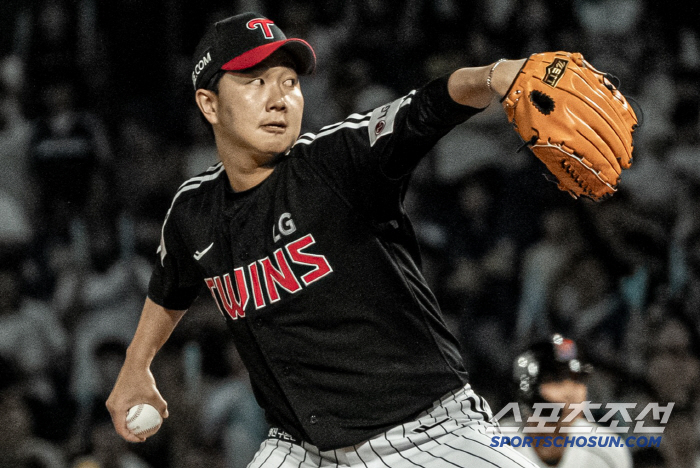 Kim Hyun-soo, Park Dong-won, and Oh Ji-hwan remained at the top of the lineup. Yoo Young-chan's five-out perfect save prevented a critical crisis of extortion