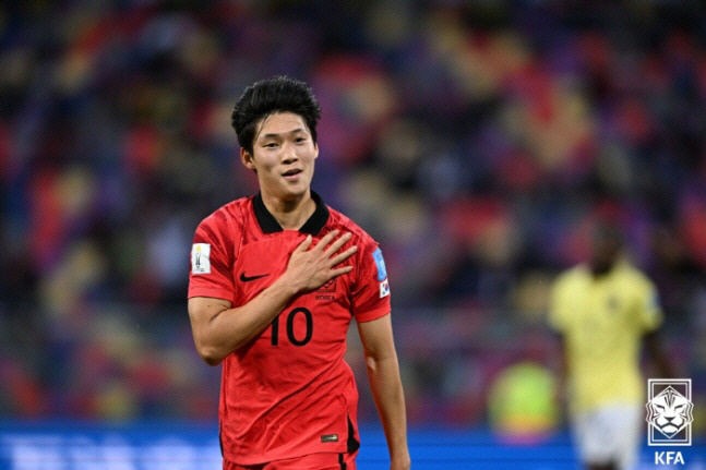 King of Stoke, Bae Jun-ho, Prince Min Sung-ho, is expected to show EPL-class talent