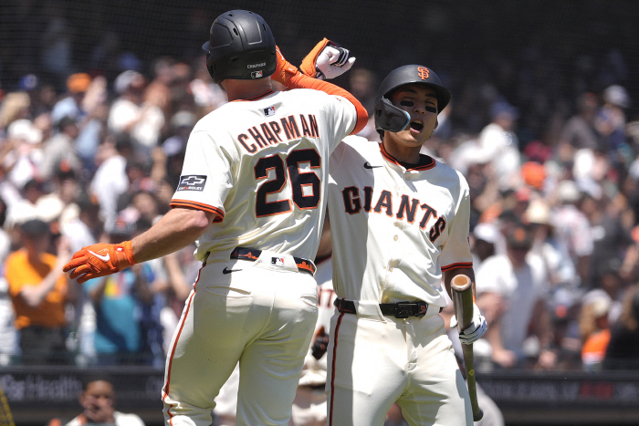 Multi-double  reverse RBI! Lee Jung-hoo came back alive with two hits, one RBI and one run SF65 SD (7th inning)