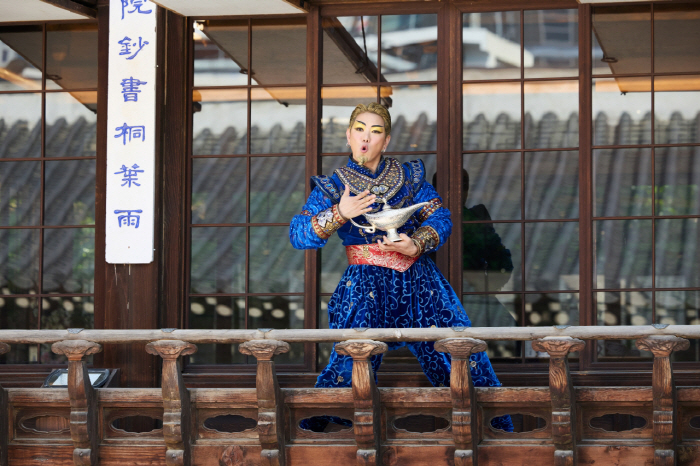 Musical Aladdin Genie Jung Sung-hwa, Jung Won-young, Kang Hong-seok, and Good Morning America MV appearance