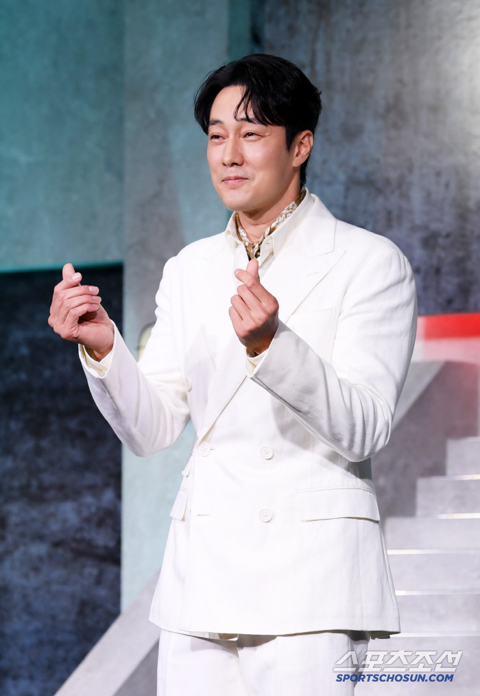  So Jisub heart