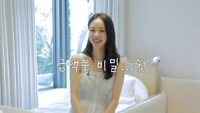 Son Yeon-jae reveals her maximal son's room, 'My husband's teddy bear is suspicious...'I questioned him and he kept changing the subject'