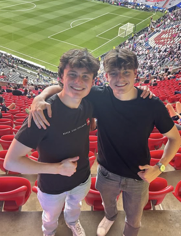 Two Belgians Go Into the Bathroom 27 Hours Before the Champions Final...PSG Winning Intuitive Story Without Tickets Topic