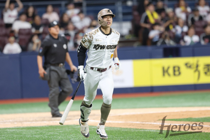 4 wins and 1 loss with tears → Then I'll be a crybaby! Song Sung Moon, the first professional good-bye home run, will get ready to cry again
