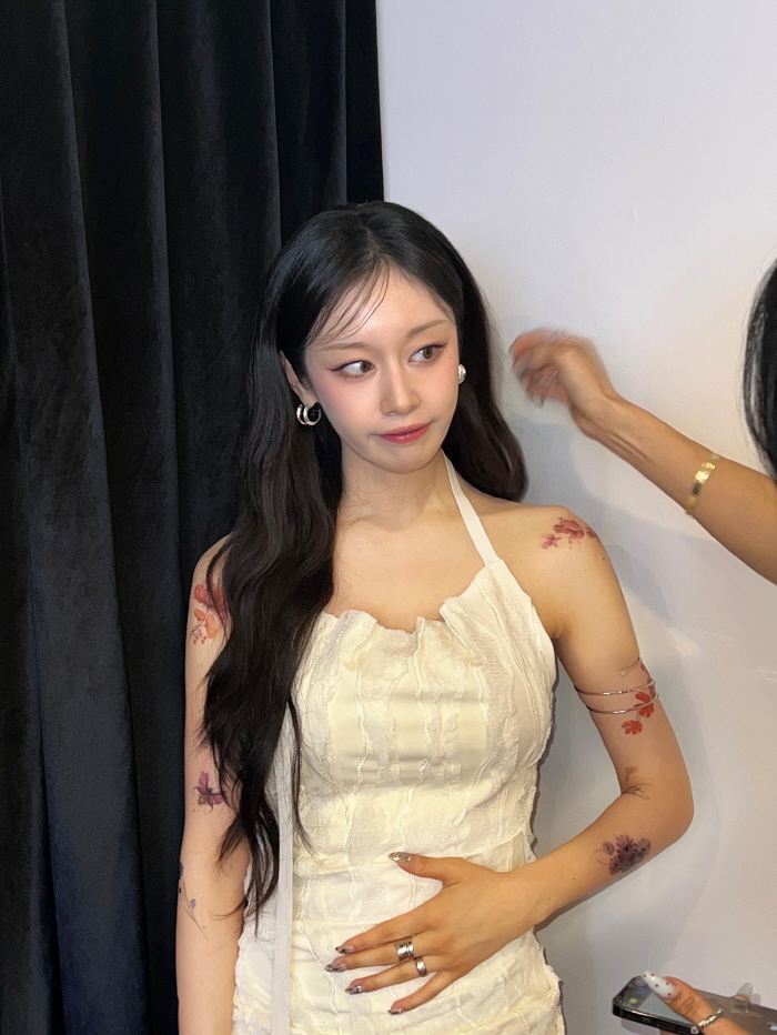 After Ji-yeon and Hwang Jae-gyun divorced, they were more bold and destroyed...I'm covered all over with tattoos