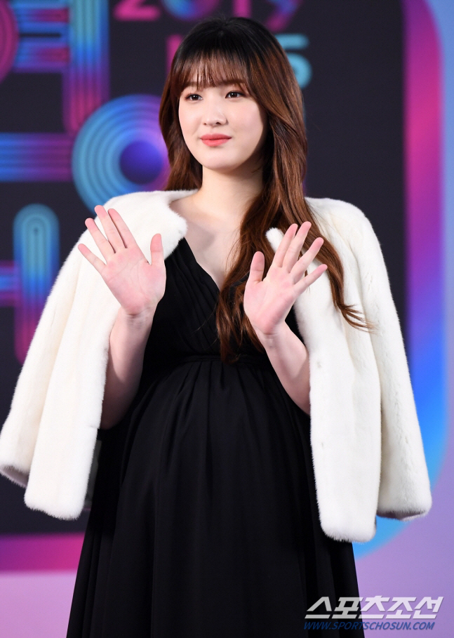 Divorce Yul-hee and Choi Min-hwan are married. Mothers laugh just by wearing shoes (they have to run)