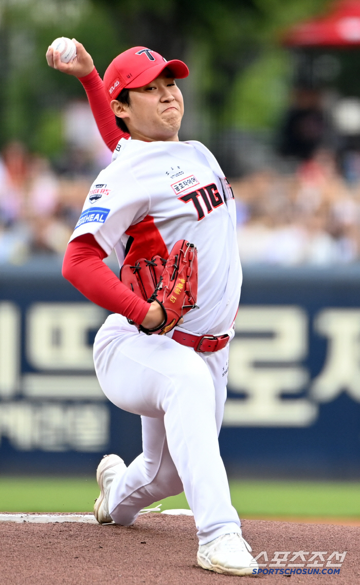 I'm proud of you, Yoon Young-chul beat Hanwha for the first time in 351 days...Park Chan-ho  Wizdom Home Run Chorus 