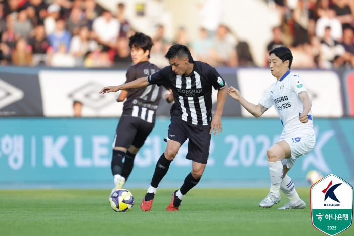 The 95th minute theater free kick goal Suwon won again!21 win against Seongnam → Head of Incheon chase and fierce chase