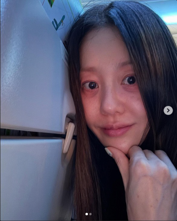 Ko Hyun-jung, relaxed with dark circles...I just like it