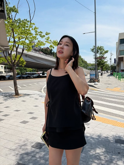 Lee Ji-hye, who turned into a hot girl, ♥ This is how you take a picture of Moon Jae-wan