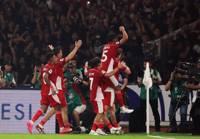 Worst of all, China to allow Indonesia to lead 01...At this rate, World Cup elimination is confirmed (in the second half of 25 minutes)