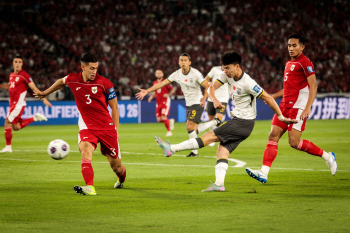 Worst of all, China to allow Indonesia to lead 01...At this rate, World Cup elimination is confirmed (in the second half of 25 minutes)