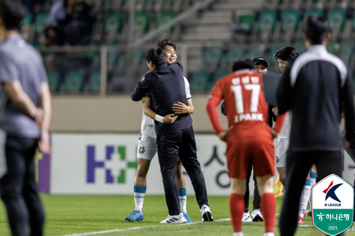 Cha Du-ri laughed! Lim Chang-seok's K-League debut goal, Hwaseong, overpowered Gyeongnam 10...Ansan grabs 20 Busan and has no loss in 3G