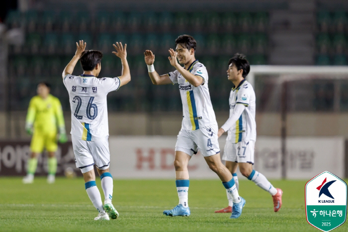 Cha Du-ri laughed! Lim Chang-seok's K-League debut goal, Hwaseong, overpowered Gyeongnam 10...Ansan grabs 20 Busan and has no loss in 3G