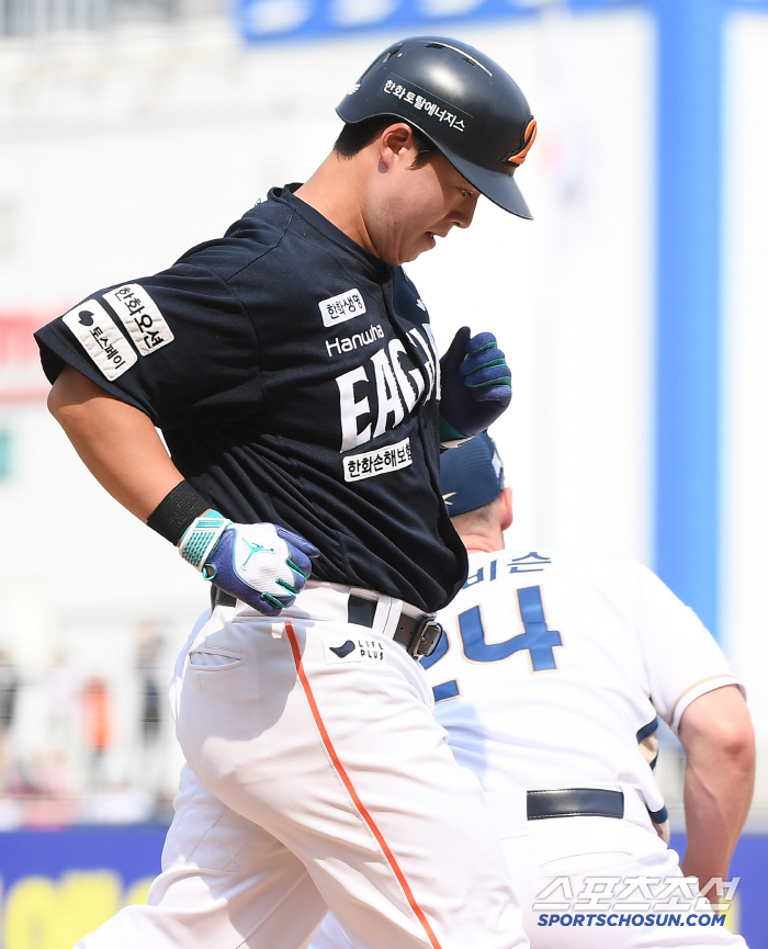 Director Dal's undecided No. 4 hitter left the clean-up trio for the first time...You can't do it yourself either