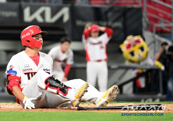 Hanwha, the No. 1 LG 0.5G car, overpowered KIA in the 11th inning of extra time...Chae Eun-sung's crazy defense that blocked the walk-off loss → Lee Jin-young's final hit 