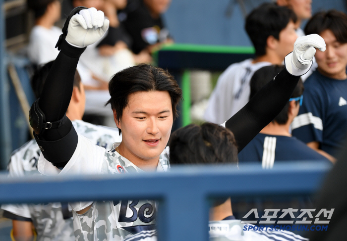 I'll hit my first home run in 10 at-bats→ Early achievement...If you keep sending me out, I'm confident with 10 home runs