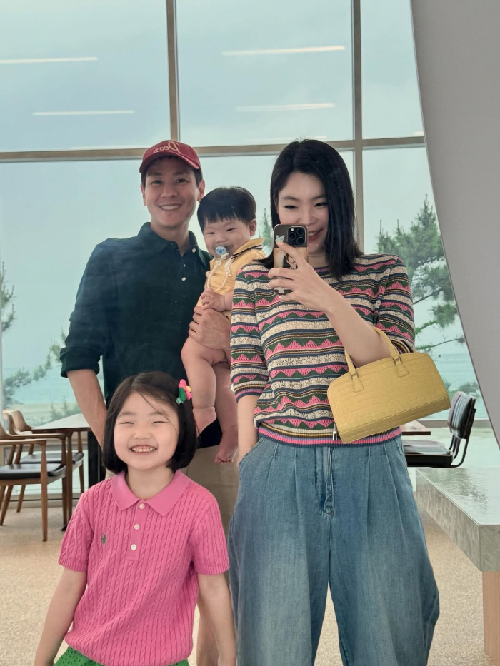 Yoon Nam-ki ♥ Lee Da-eun reported the sad newsHe's suffering from lipitis